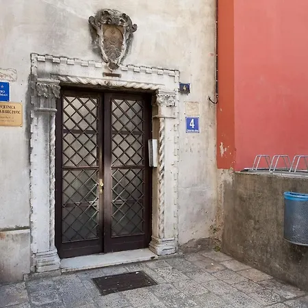 Katja Malo Misto Apartment *